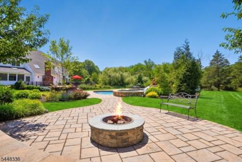 6 Proprietor Lane Readington NJ 08889