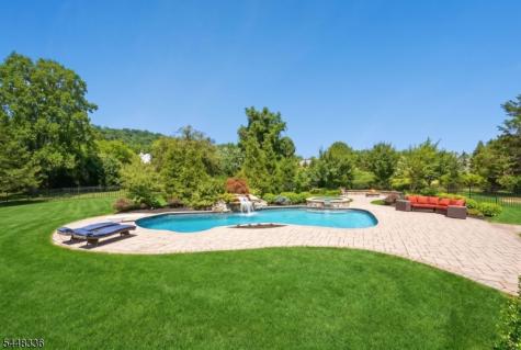 6 Proprietor Lane Readington NJ 08889
