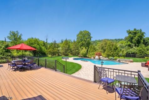 6 Proprietor Lane Readington NJ 08889