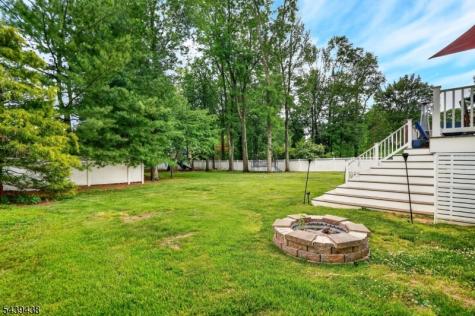 28 Fairview Drive East Hanover NJ 07936