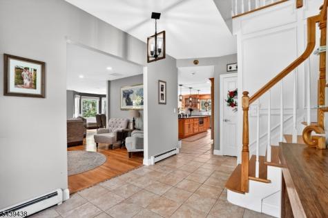 28 Fairview Drive East Hanover NJ 07936
