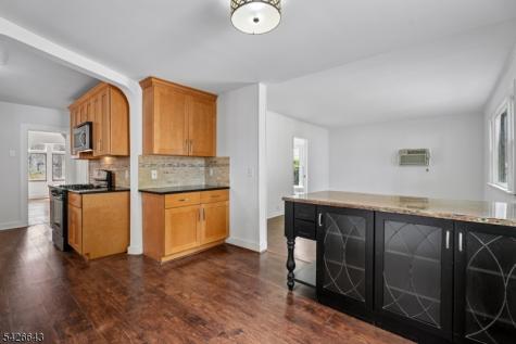 868 Townley Avenue Union NJ 07083