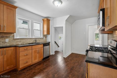 868 Townley Avenue Union NJ 07083