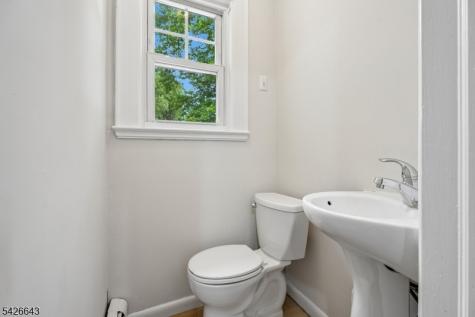 868 Townley Avenue Union NJ 07083