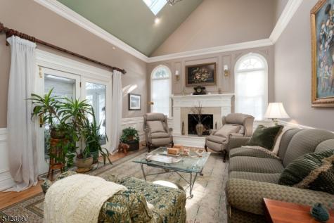 39 Red Oak Way Montgomery NJ 08502