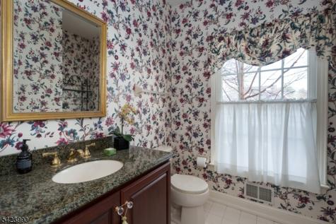 39 Red Oak Way Montgomery NJ 08502
