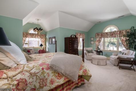 39 Red Oak Way Montgomery NJ 08502