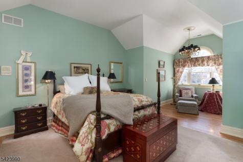 39 Red Oak Way Montgomery NJ 08502