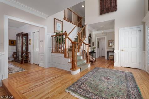 39 Red Oak Way Montgomery NJ 08502