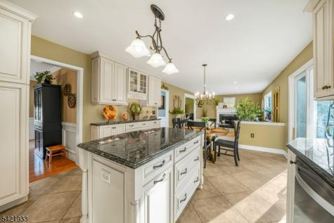 2 Lauren Drive Franklin NJ 08886