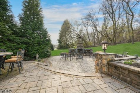 2 Lauren Drive Franklin NJ 08886
