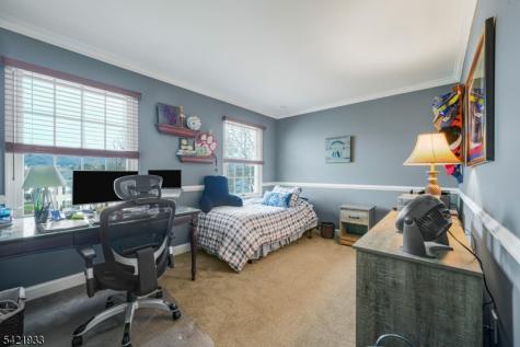2 Lauren Drive Franklin NJ 08886