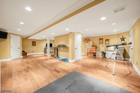 2 Lauren Drive Franklin NJ 08886