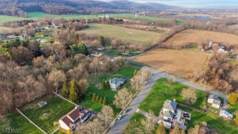 2 Lauren Drive Franklin NJ 08886