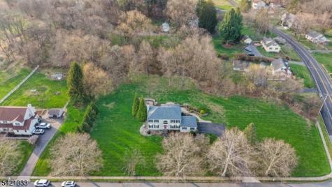 2 Lauren Drive Franklin NJ 08886