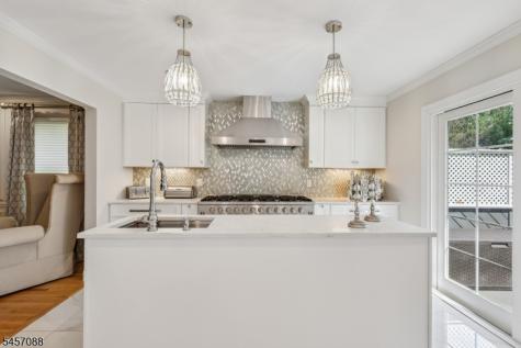 2 Lisa Lane East Hanover NJ 07936