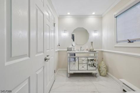 2 Lisa Lane East Hanover NJ 07936