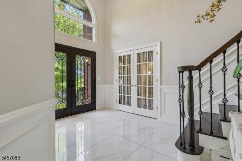 2 Lisa Lane East Hanover NJ 07936