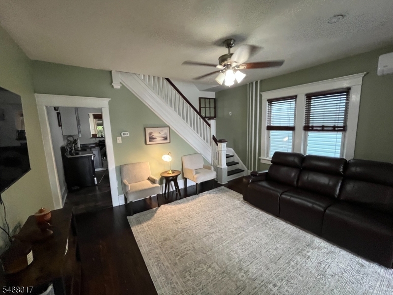 82 Evelyn Avenue Phillipsburg NJ 08865