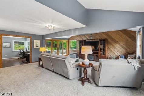 63 Mountainside Drive Randolph NJ 07869