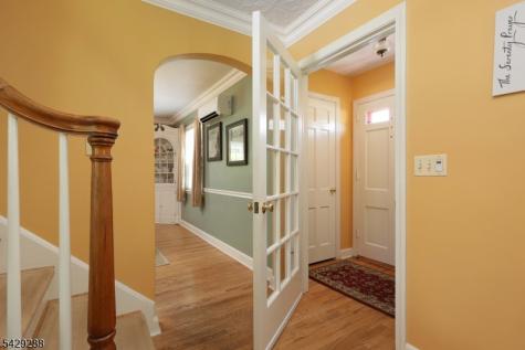 303 E Webster Avenue Roselle Park NJ 07204