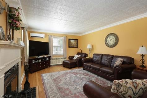 303 E Webster Avenue Roselle Park NJ 07204