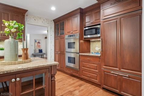 63 Fells Road Verona NJ 07044
