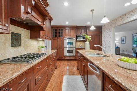 63 Fells Road Verona NJ 07044