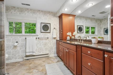 63 Fells Road Verona NJ 07044
