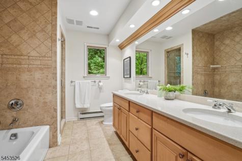 63 Fells Road Verona NJ 07044