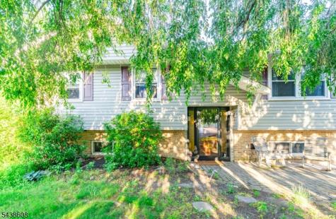 15 Orchid Court Deptford NJ 08096