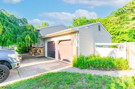15 Orchid Court Deptford NJ 08096