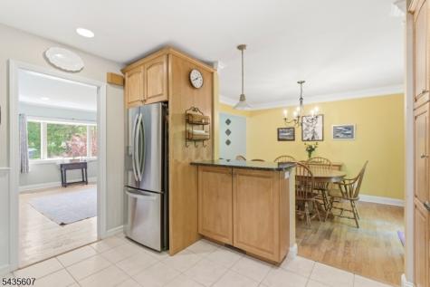 9 Jayne Terrace Ringwood NJ 07456