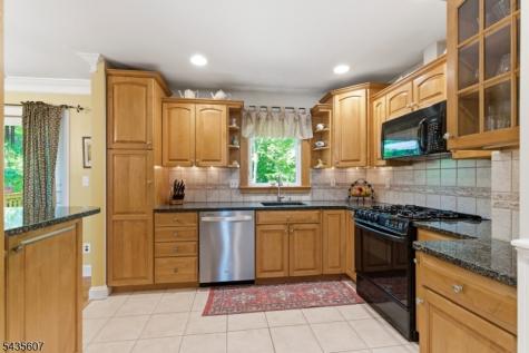 9 Jayne Terrace Ringwood NJ 07456