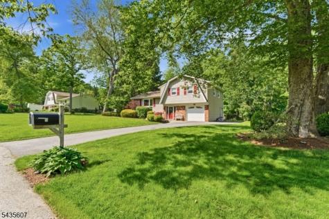 9 Jayne Terrace Ringwood NJ 07456