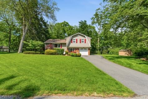 9 Jayne Terrace Ringwood NJ 07456