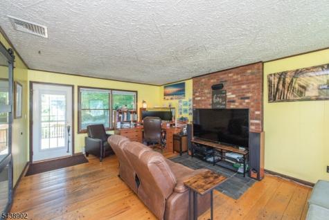 4 Hover Drive Mount Arlington NJ 07856