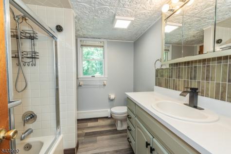 4 Hover Drive Mount Arlington NJ 07856