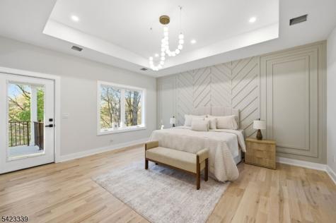 11 Elmwood Court Livingston NJ 07039