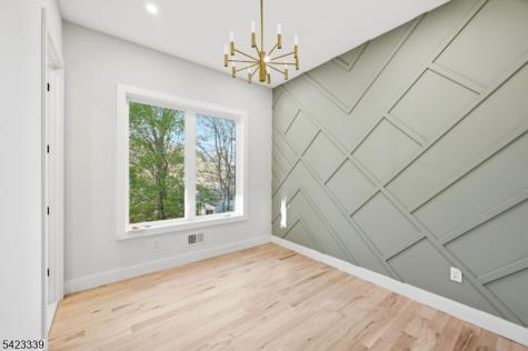11 Elmwood Court Livingston NJ 07039