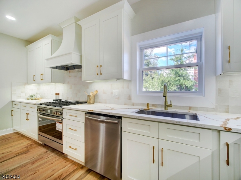 314 Madison Hill Road Clark NJ 07066