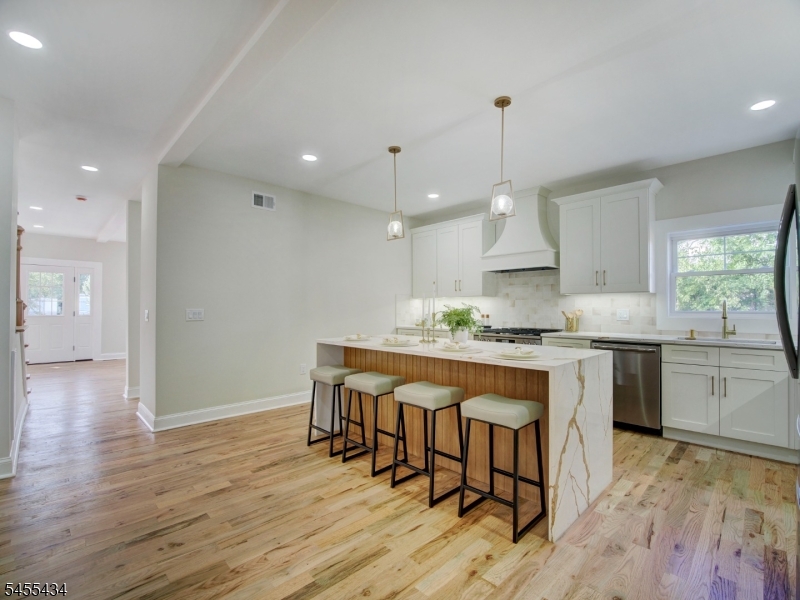 314 Madison Hill Road Clark NJ 07066
