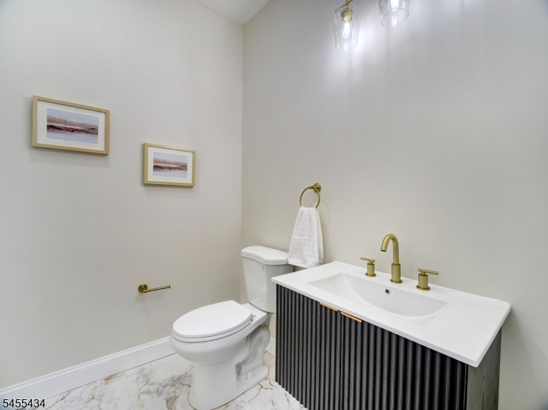 314 Madison Hill Road Clark NJ 07066