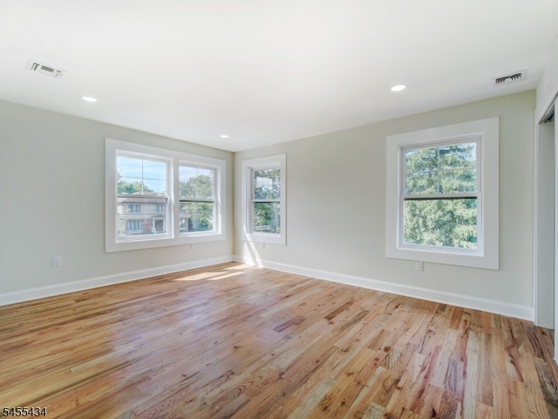 314 Madison Hill Road Clark NJ 07066