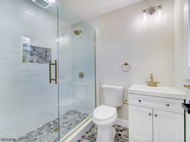 314 Madison Hill Road Clark NJ 07066