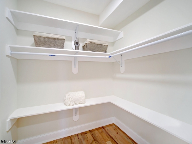 314 Madison Hill Road Clark NJ 07066