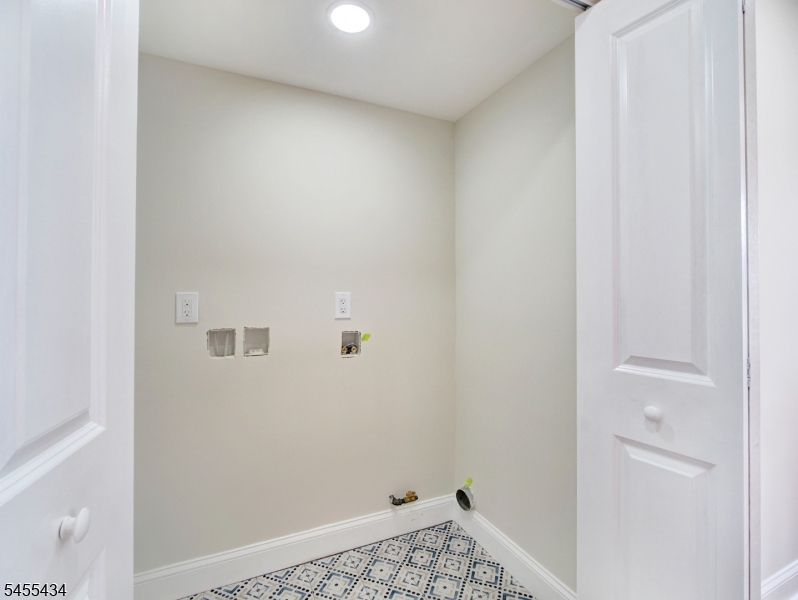 314 Madison Hill Road Clark NJ 07066