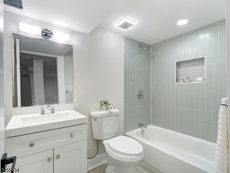 314 Madison Hill Road Clark NJ 07066