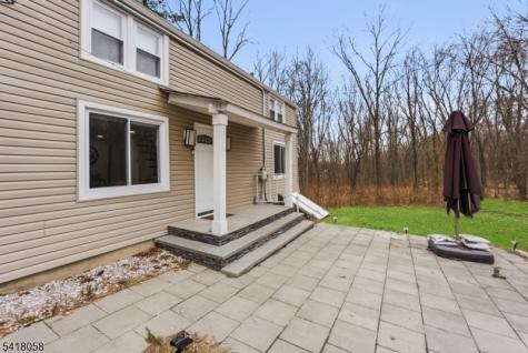 28 Wagners Lane Warren NJ 07059