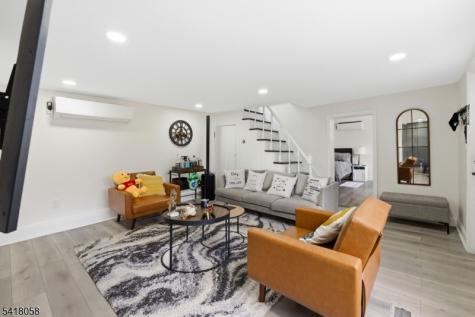 28 Wagners Lane Warren NJ 07059
